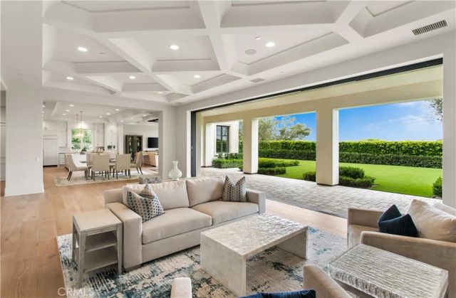 25 Spinnaker, Newport Coast, CA 92657