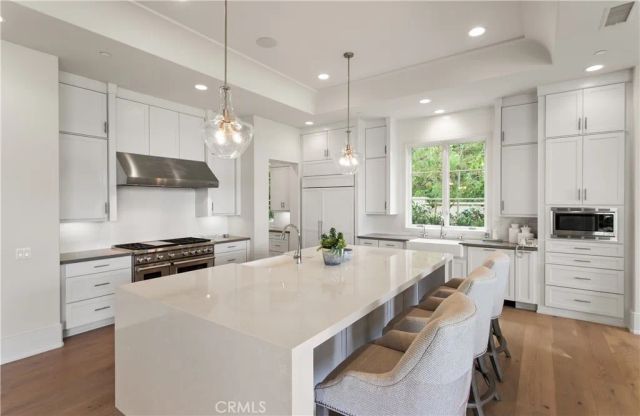 25 Spinnaker, Newport Coast, CA 92657