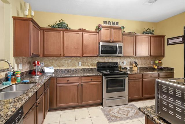 8047 Hall Oak Drive, Houston, TX 77075