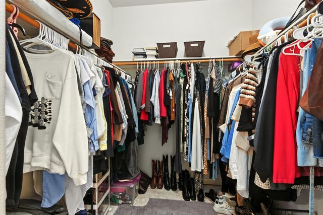 8047 Hall Oak Drive, Houston, TX 77075