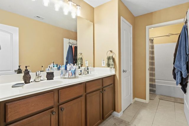 8047 Hall Oak Drive, Houston, TX 77075