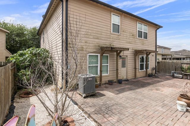 8047 Hall Oak Drive, Houston, TX 77075