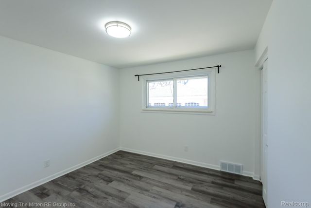 2031 Harmon Avenue, Ypsilanti Charter Township, MI 48198