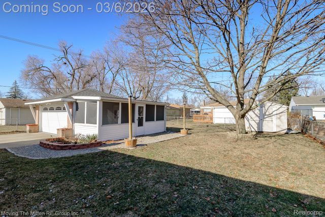 2031 Harmon Avenue, Ypsilanti Charter Township, MI 48198