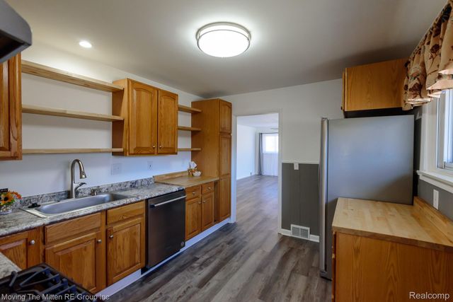 2031 Harmon Avenue, Ypsilanti Charter Township, MI 48198