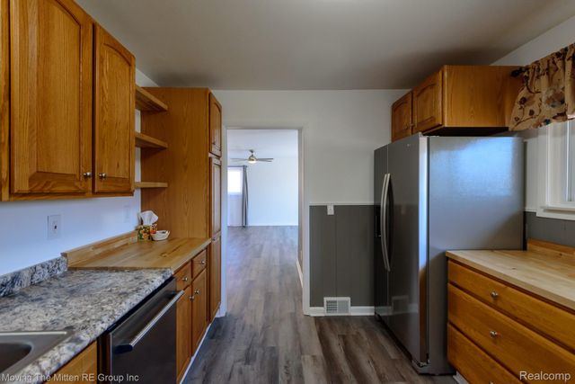 2031 Harmon Avenue, Ypsilanti Charter Township, MI 48198