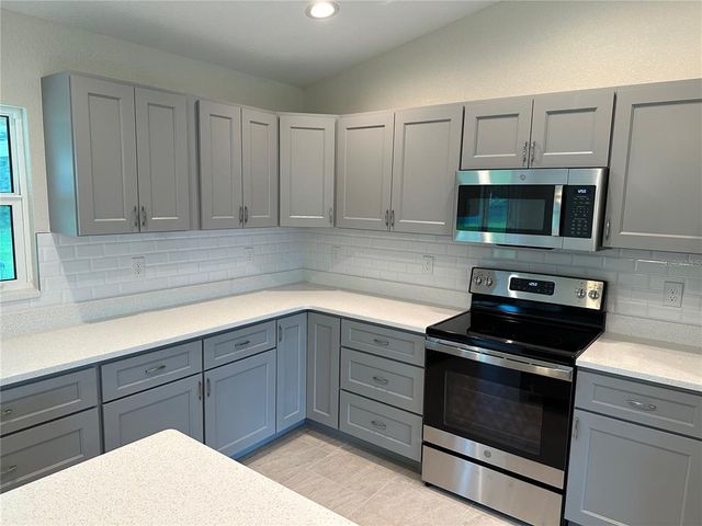 8667 LISA BOULEVARD, North Port, FL 34288