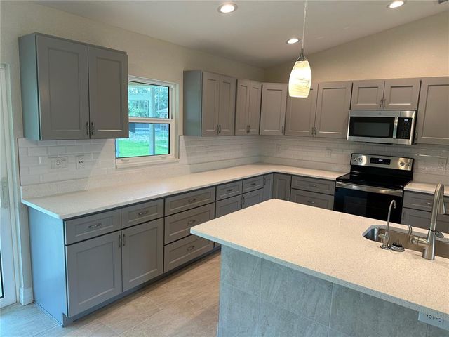 8667 LISA BOULEVARD, North Port, FL 34288