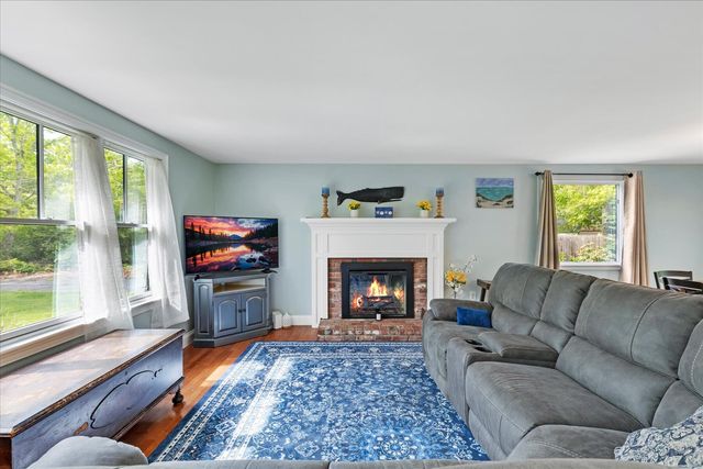 125 Highpoint Road, Marstons Mills, MA 02648