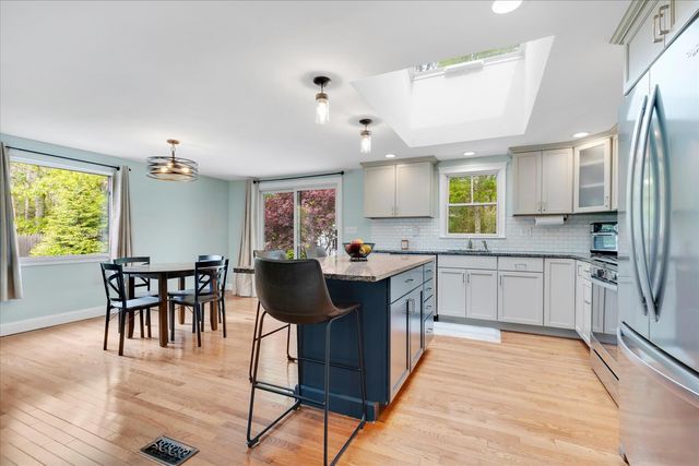 125 Highpoint Road, Marstons Mills, MA 02648