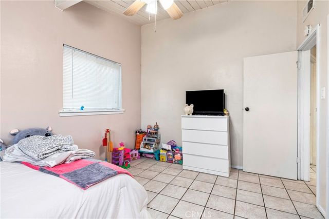 3305 Dwight Street, Bakersfield, CA 93306
