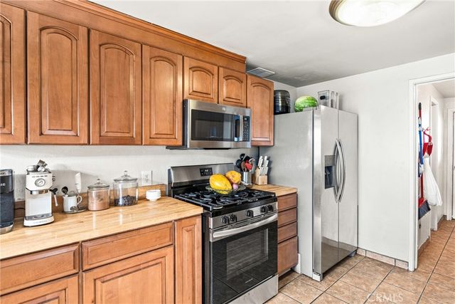 3305 Dwight Street, Bakersfield, CA 93306