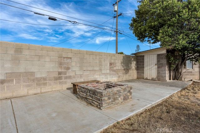 3305 Dwight Street, Bakersfield, CA 93306