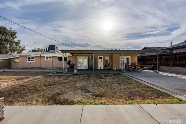 3305 Dwight Street, Bakersfield, CA 93306