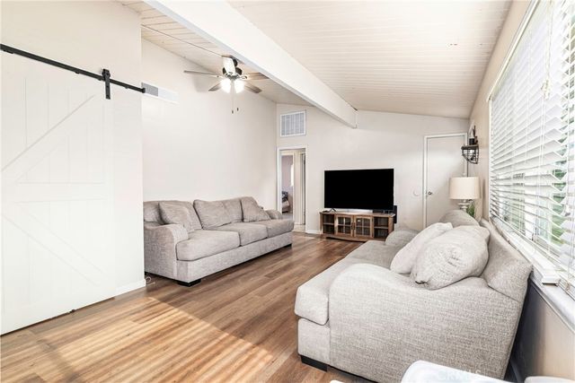 3305 Dwight Street, Bakersfield, CA 93306