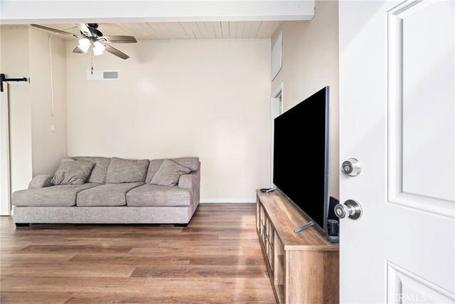 3305 Dwight Street, Bakersfield, CA 93306