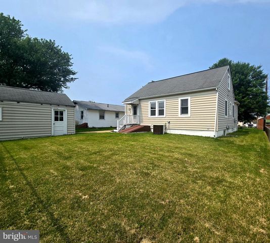 8464 GENEVA ROAD, Pasadena, MD 21122