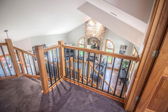 41 Hickory DRIVE, Cedar Grove, WI 53013