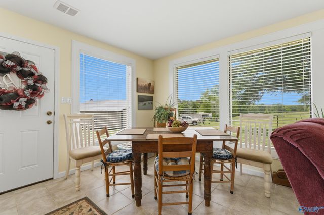 3305 Hustleville Road, Albertville, AL 35951