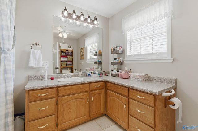 3305 Hustleville Road, Albertville, AL 35951