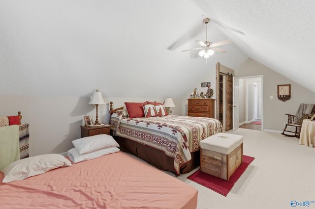 3305 Hustleville Road, Albertville, AL 35951