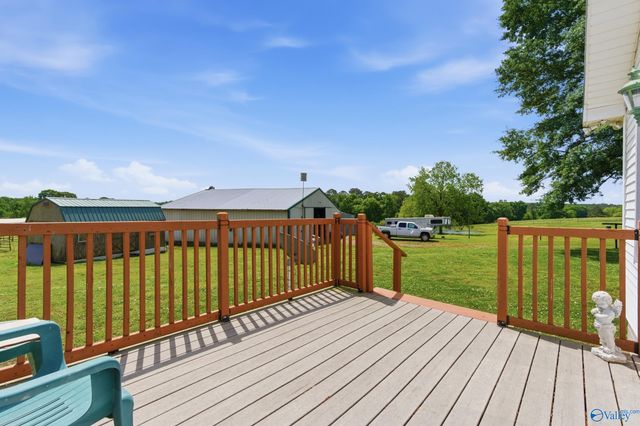 3305 Hustleville Road, Albertville, AL 35951