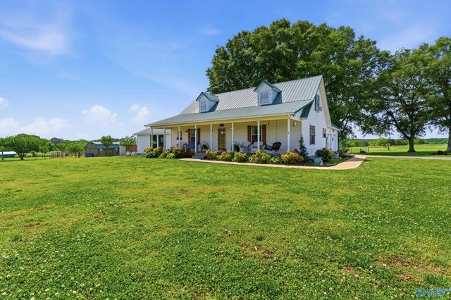 3305 Hustleville Road, Albertville, AL 35951
