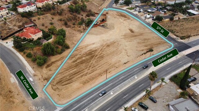 18661 5th, Bloomington, CA 92316