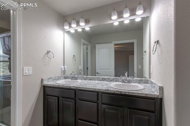 5352 Hammond Drive, Colorado Springs, CO 80915