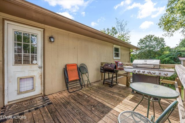 2127 Highland Rd, Maryville, TN 37801