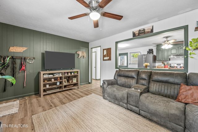 2127 Highland Rd, Maryville, TN 37801