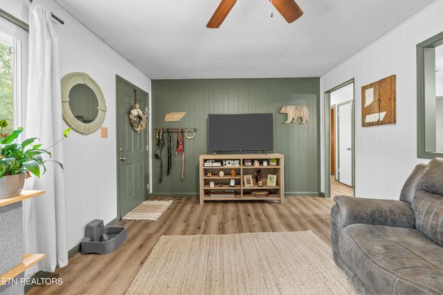 2127 Highland Rd, Maryville, TN 37801