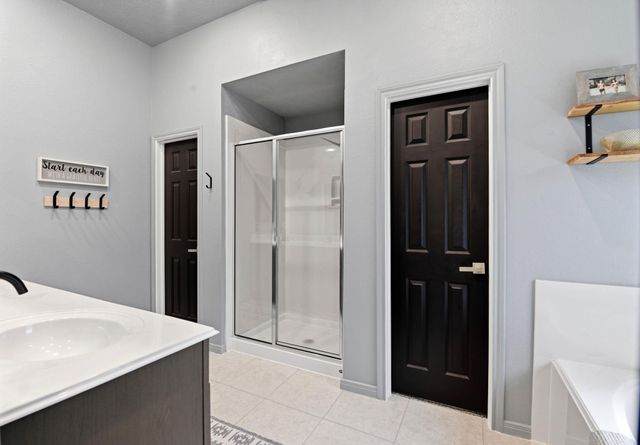 2109 Amistad Road, Dickinson, TX 77539
