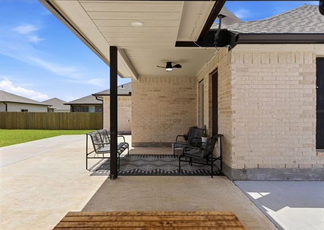 2109 Amistad Road, Dickinson, TX 77539