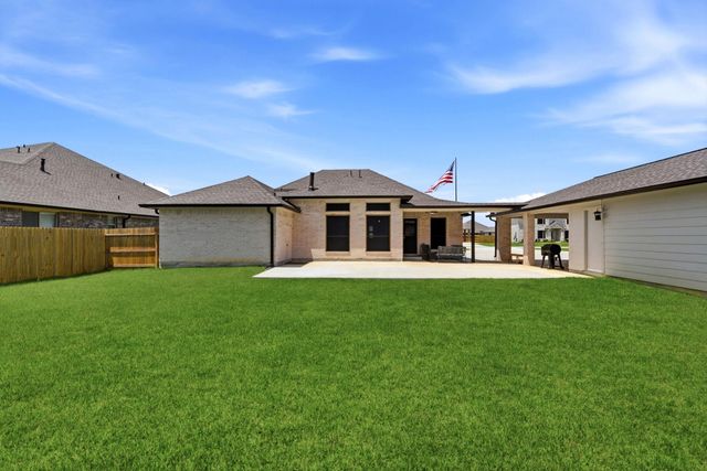 2109 Amistad Road, Dickinson, TX 77539