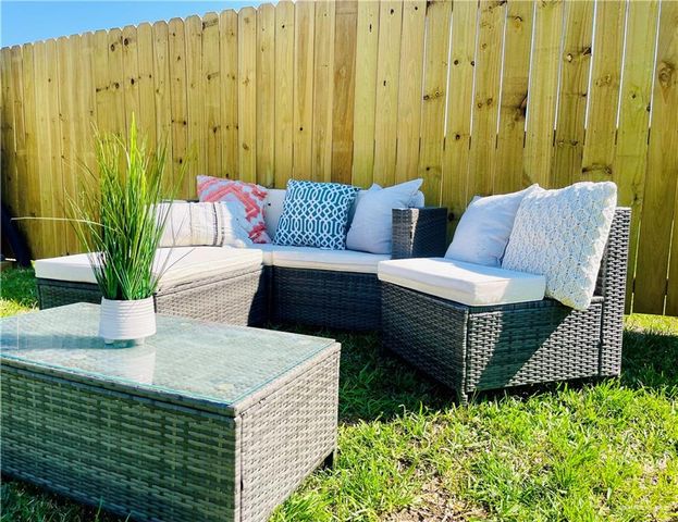 1302 W Platinum Drive 1, Pharr, TX 78577