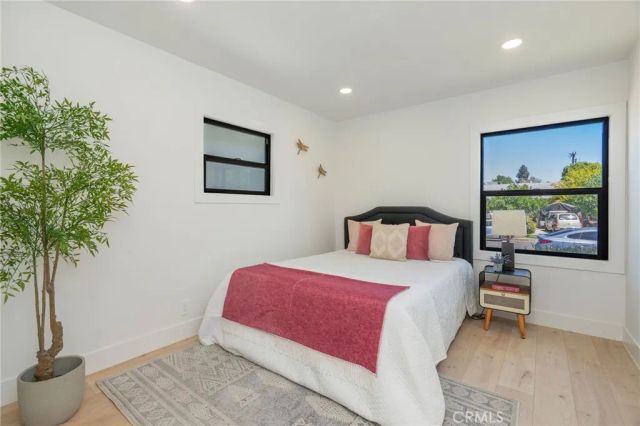 17200 Lanark Street, Lake Balboa, CA 91406