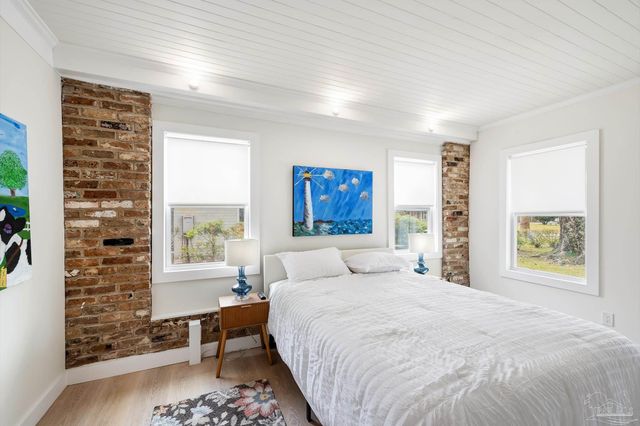 1720 E Leonard St, Pensacola, FL 32503