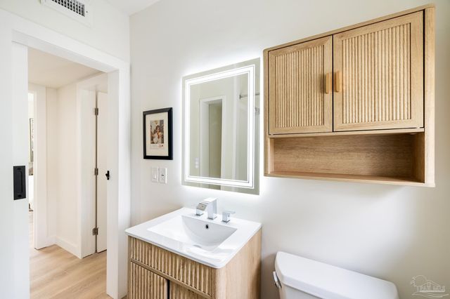 1720 E Leonard St, Pensacola, FL 32503