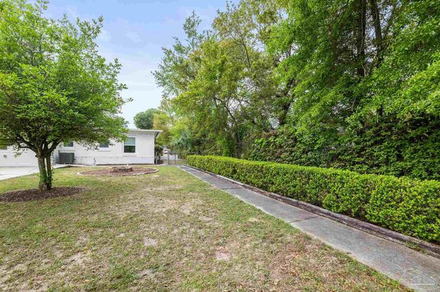 1720 E Leonard St, Pensacola, FL 32503