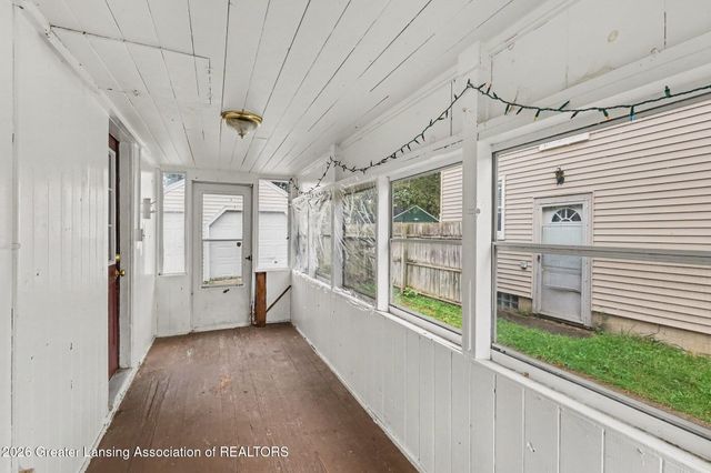 1116 Loraine Avenue, Lansing, MI 48910
