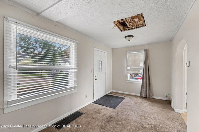 1116 Loraine Avenue, Lansing, MI 48910