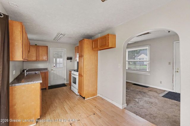 1116 Loraine Avenue, Lansing, MI 48910
