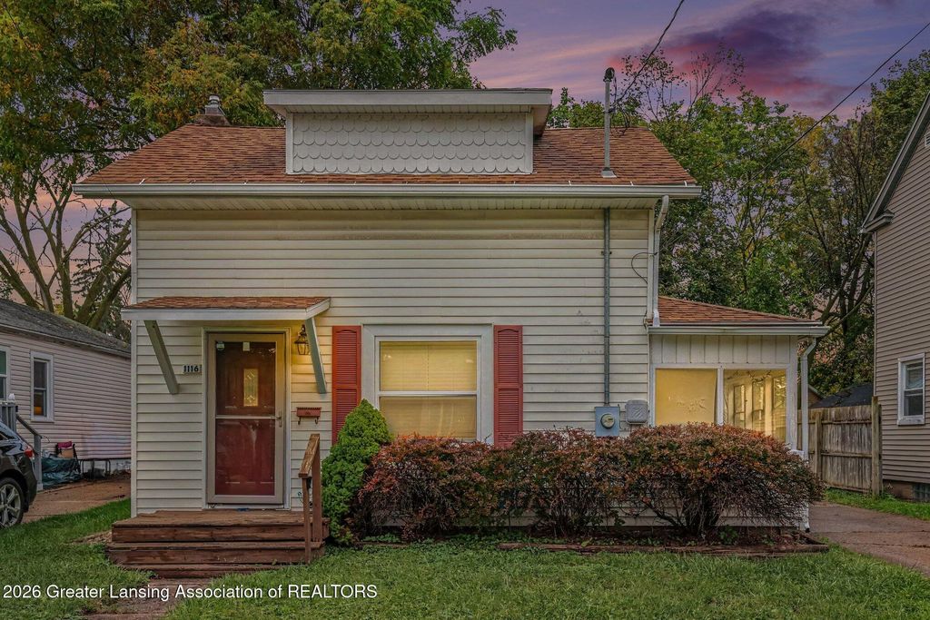1116 Loraine Avenue, Lansing, MI 48910
