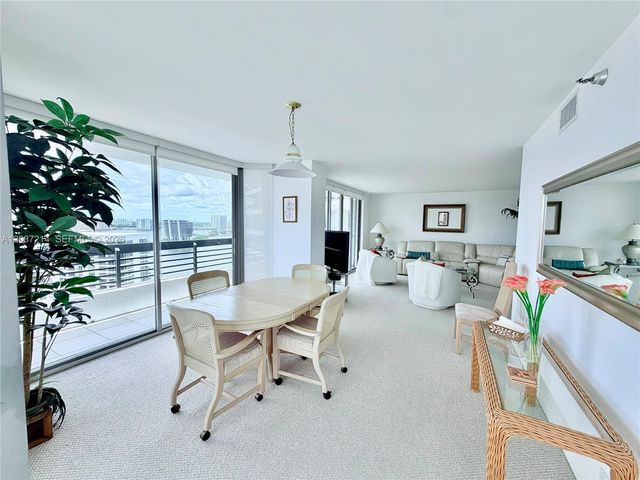 3500 Mystic Pointe Dr 2306, Aventura, FL 33180