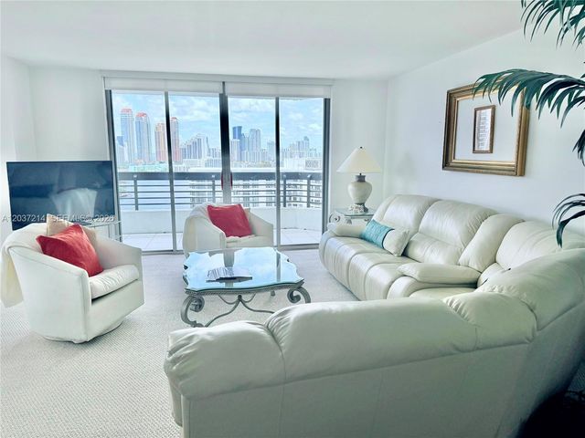 3500 Mystic Pointe Dr 2306, Aventura, FL 33180