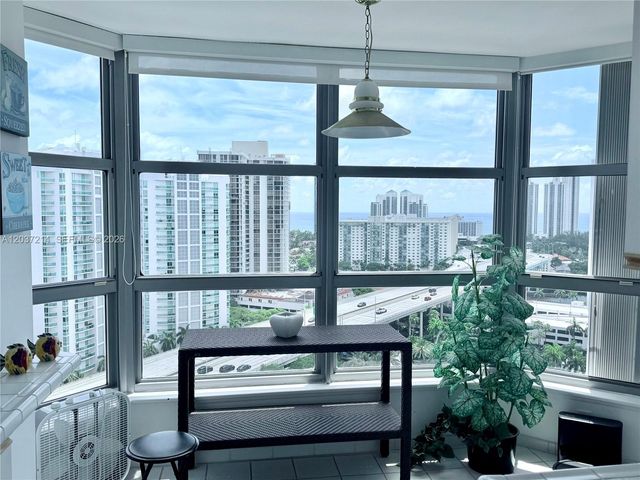 3500 Mystic Pointe Dr 2306, Aventura, FL 33180