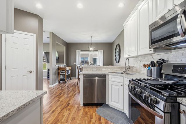 17634 S ALTA Drive, Lockport, IL 60441