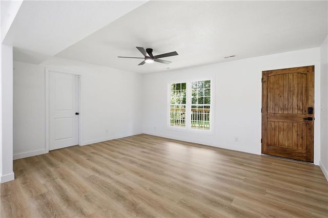 36 SW 1421st Road, Holden, MO 64040