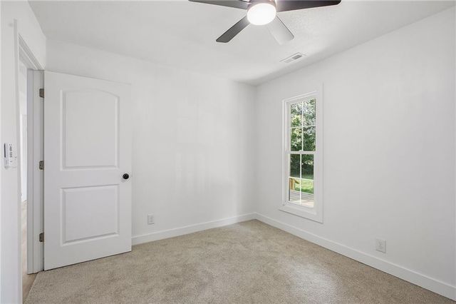 36 SW 1421st Road, Holden, MO 64040